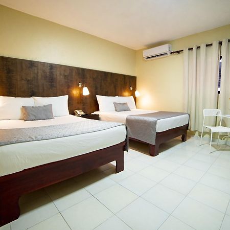 Hotel Real Bella Vista Santo Domingo Kültér fotó